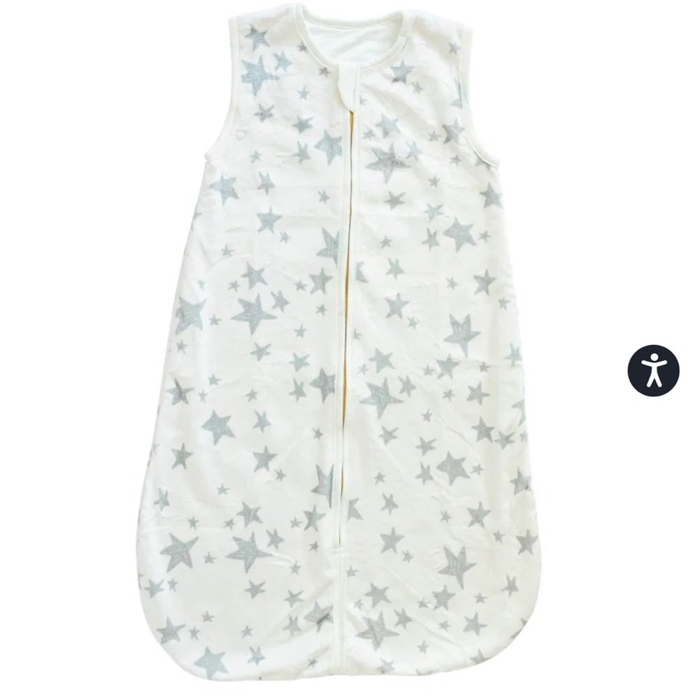 NWOT Minky Couture “Silver Star” Wearable Minky Blanket